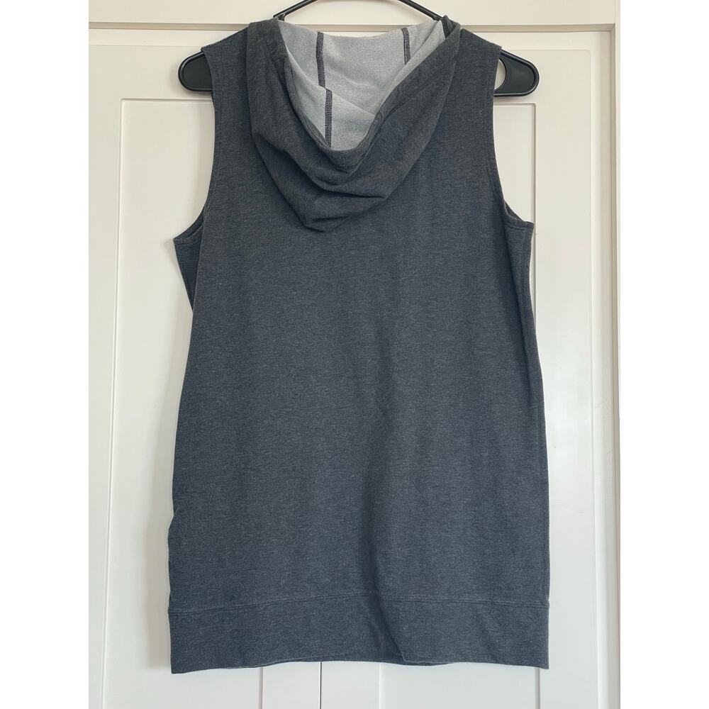 Nike  Dri-Fit Women's Obsessed gray pullover hoodie 1/2 zip sleeveless SM - Picture 2 of 10